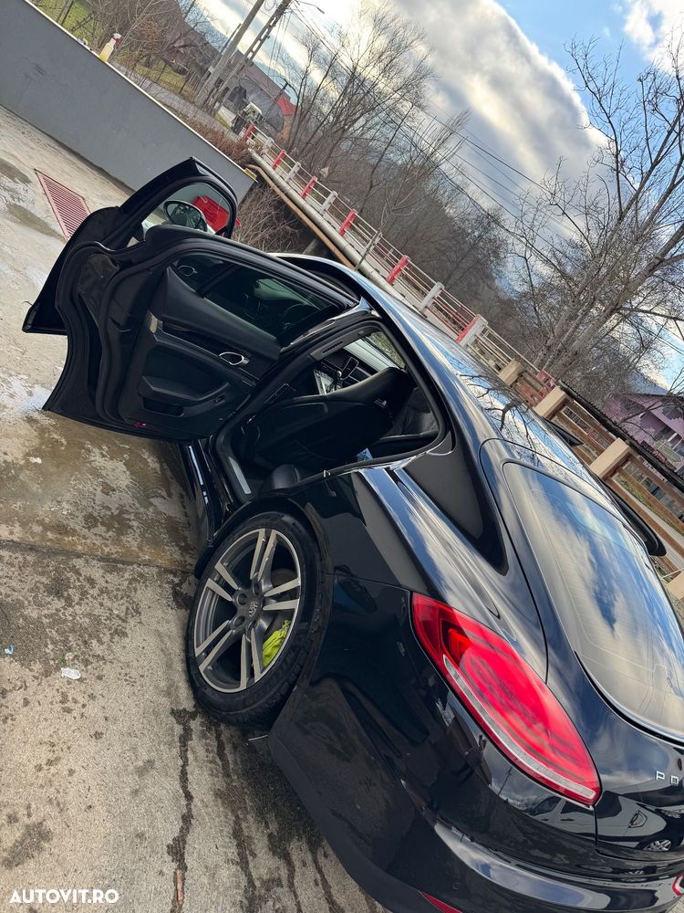 Porsche Panamera - 7