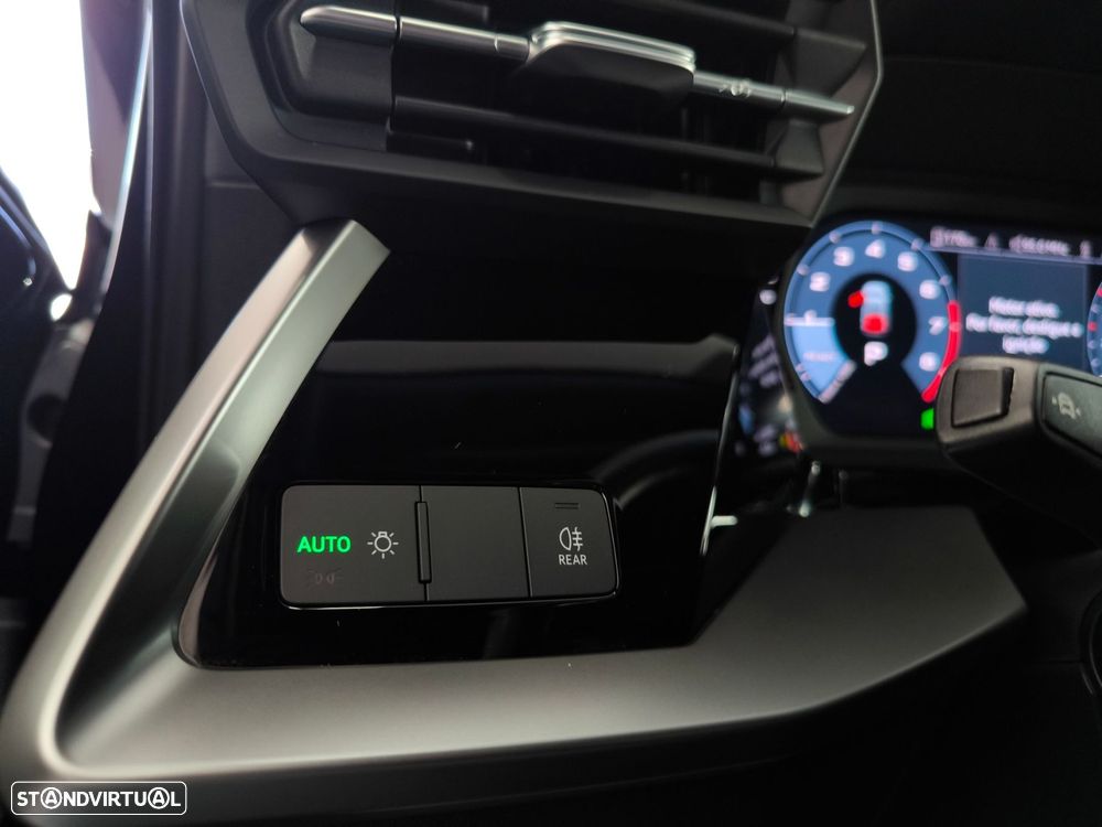 Audi A3 Sportback 30 TFSI Design S tronic - 20