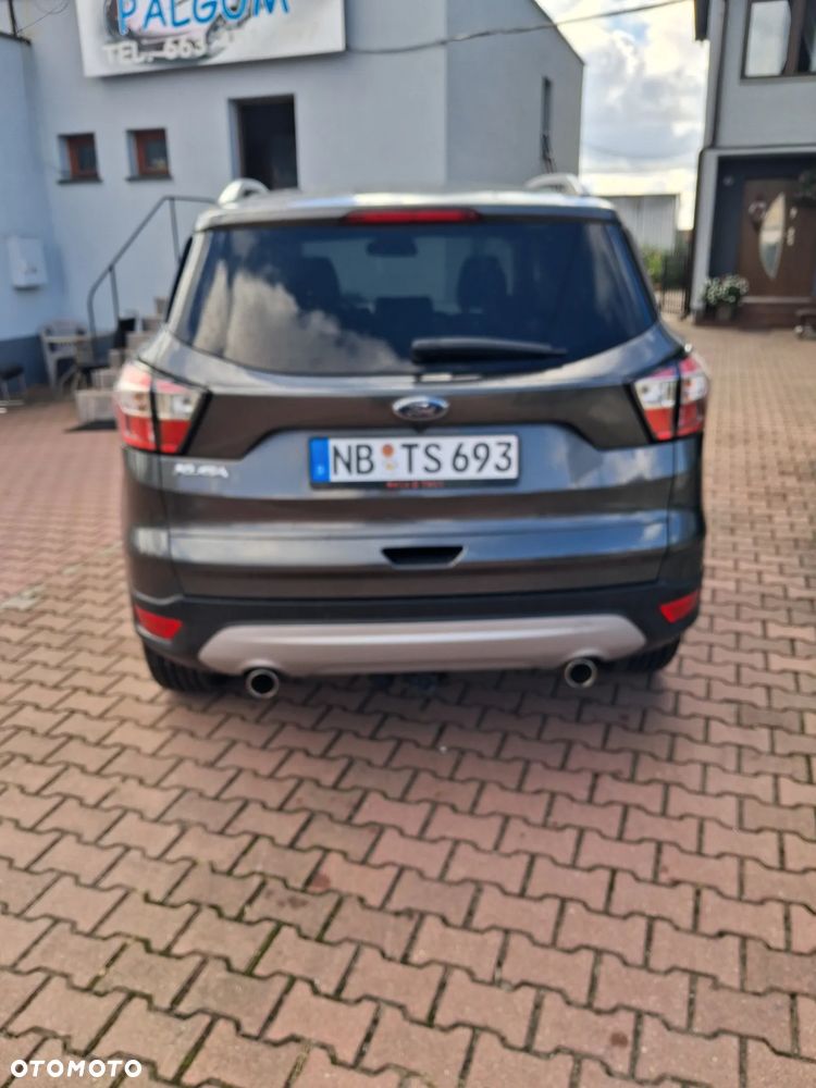 Ford Kuga - 2