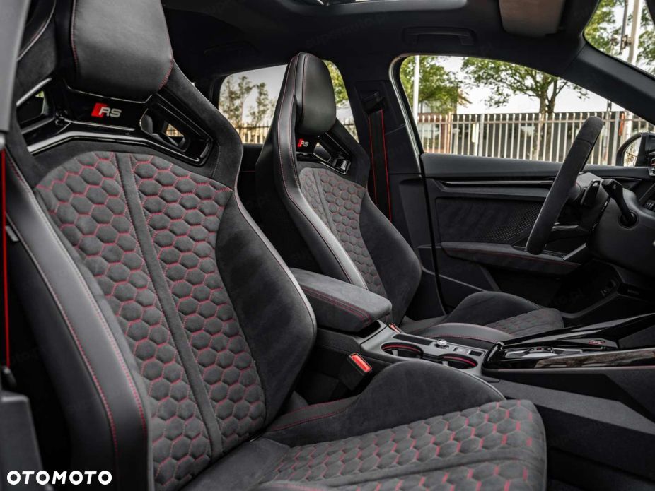 Audi RS3 Limousine TFSI Quattro S tronic - 19