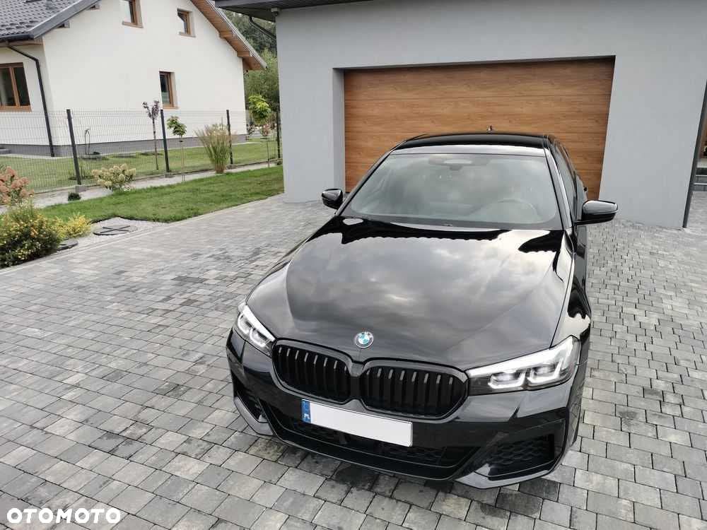 BMW Seria 5 530d xDrive mHEV M Sport sport - 4