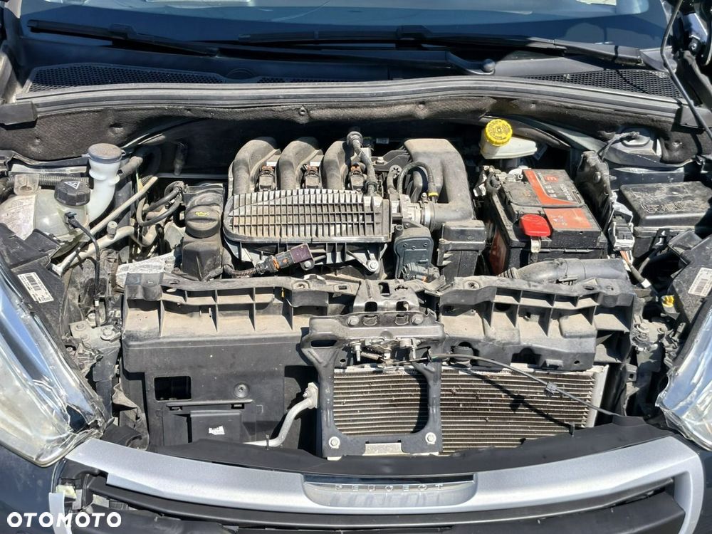 Peugeot 208 - 20