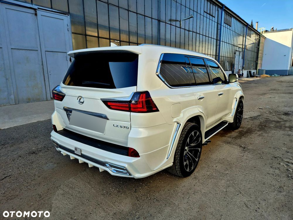 Lexus LX 570 Omotenashi - 14
