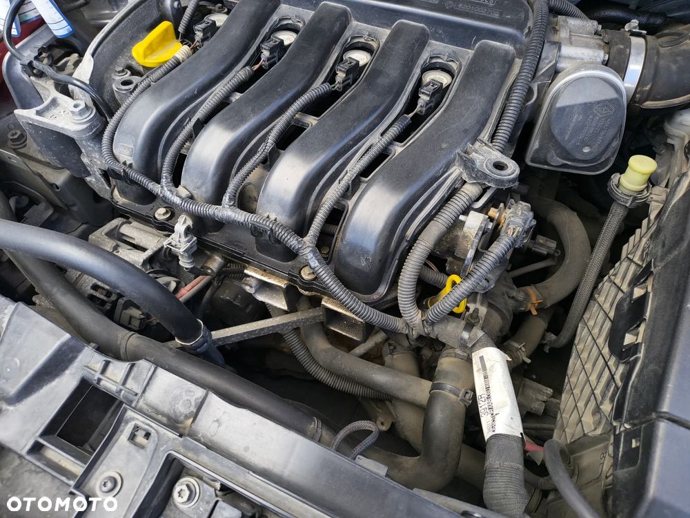 Renault Fluence 1.6 16V Color Edition - 35