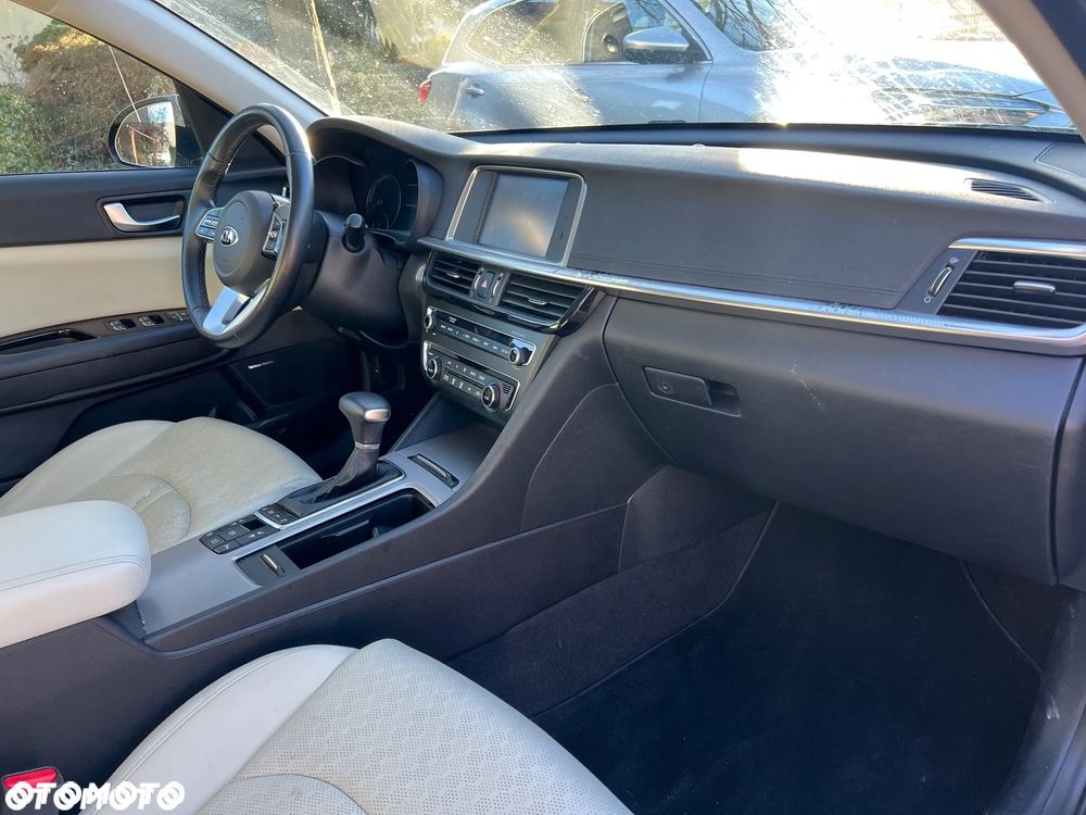 Kia Optima - 5