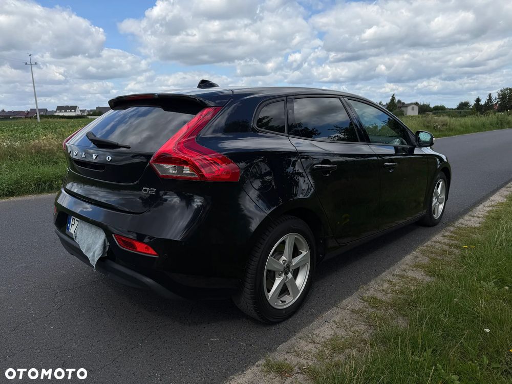 Volvo V40 D2 Kinetic - 28