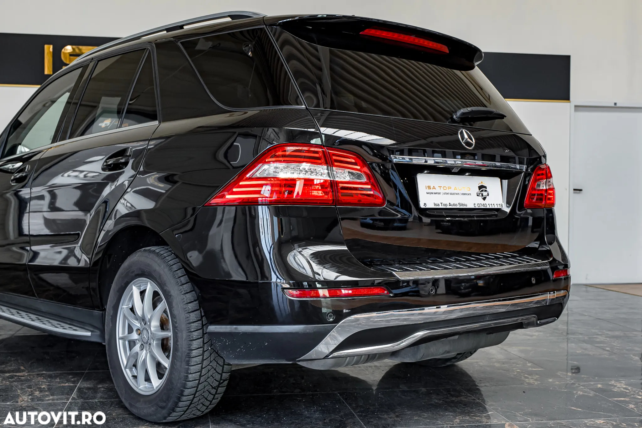 Mercedes-Benz ML 350 BlueTec 4MATIC Aut - 25