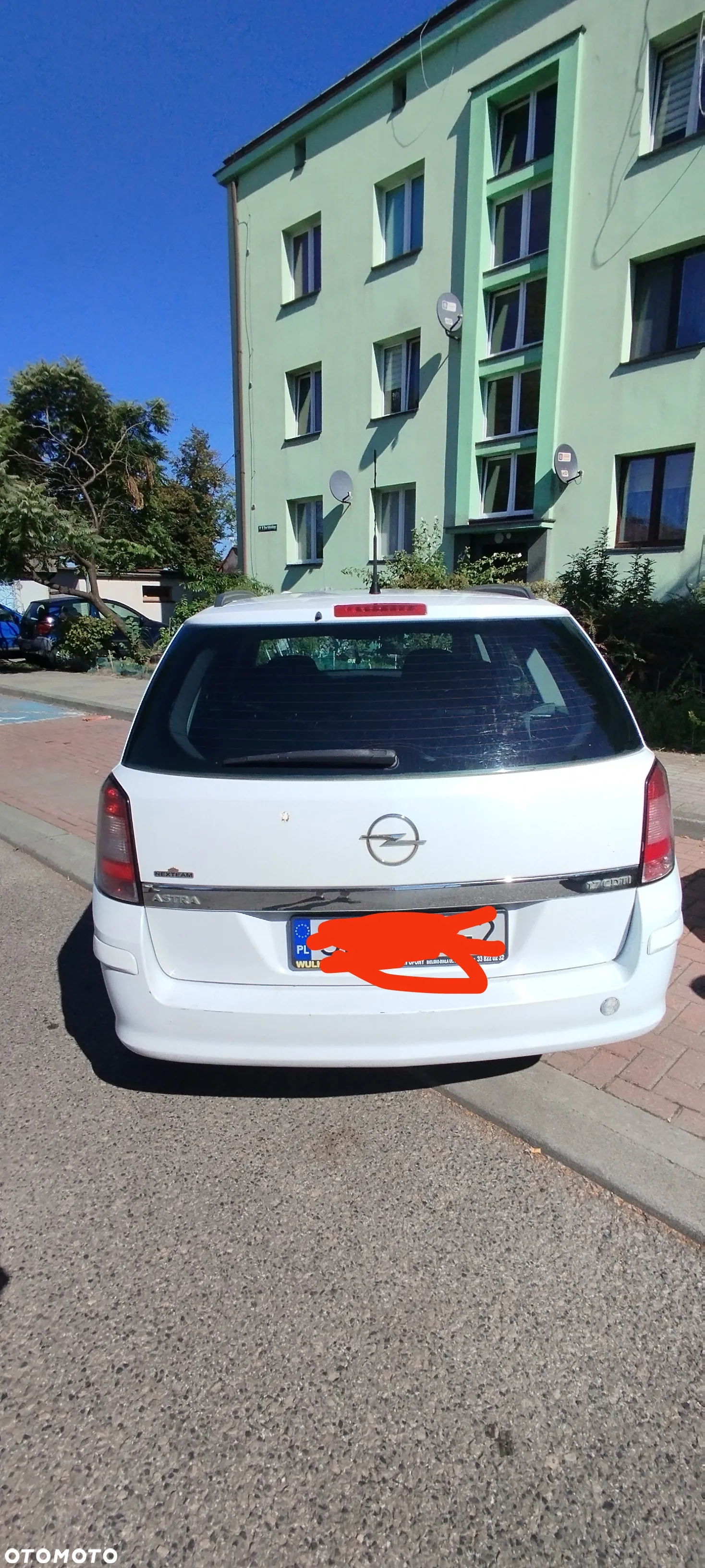 Opel Astra III 1.7 CDTI Essentia - 4