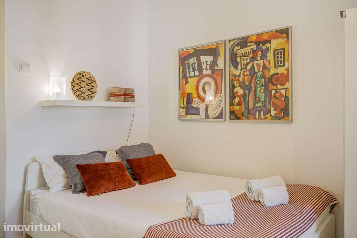 Quarto - localizado em Roma-Areeiro Lisbon - Grande imagem: 2/18