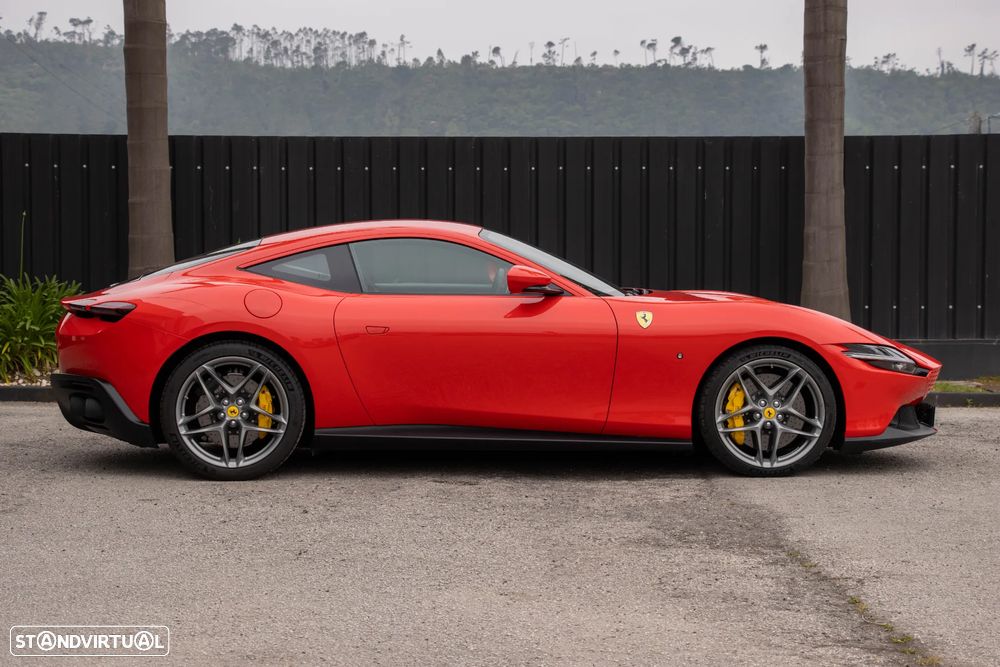 Ferrari Roma 3.9 Twin-Turbo V8 - 27