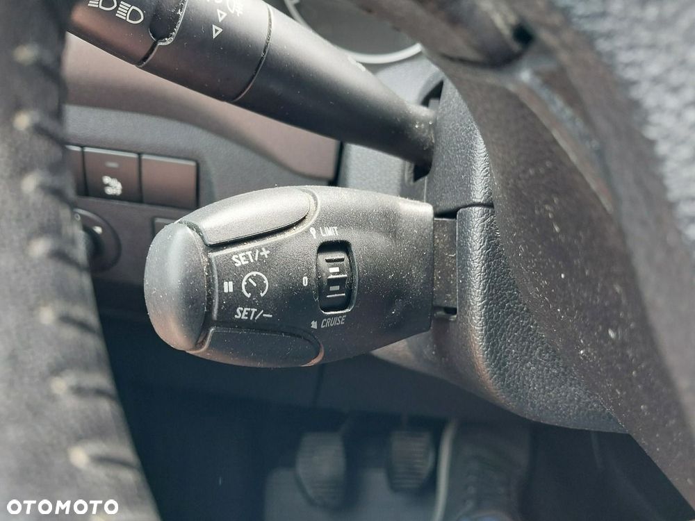 Citroën Berlingo Multispace VTi 120 SELECTION - 27