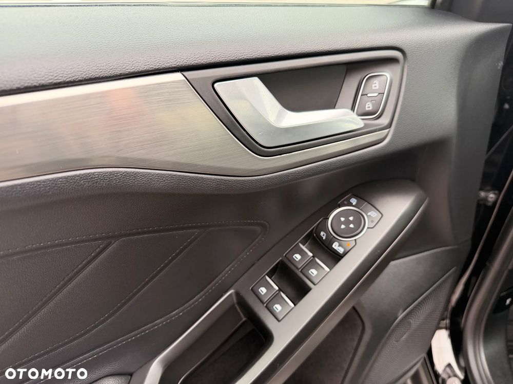 Ford Focus 1.5 EcoBlue Titanium X - 27