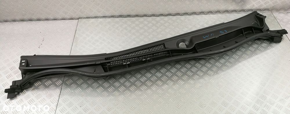 55708-53120 podszybie plastikowe górne LEXUS IS III 200 T 300 H - 1