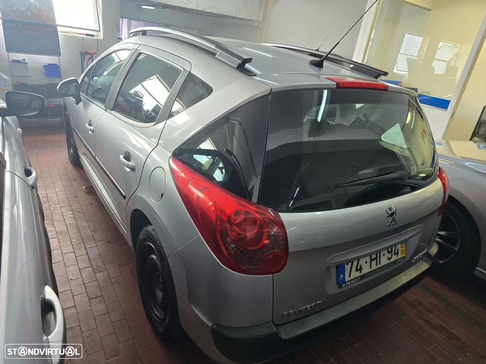 Peugeot 207 SW 1.4 Trendy - 6