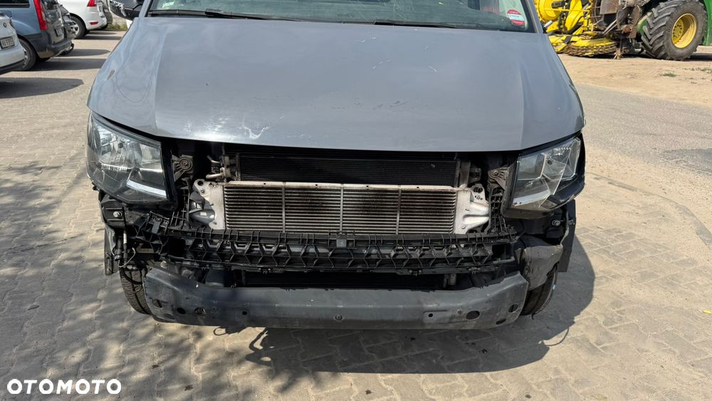 Volkswagen TRANSPORTER T5 - 4