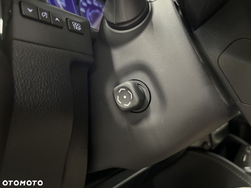 Lexus ES 300h Business Edition - 35