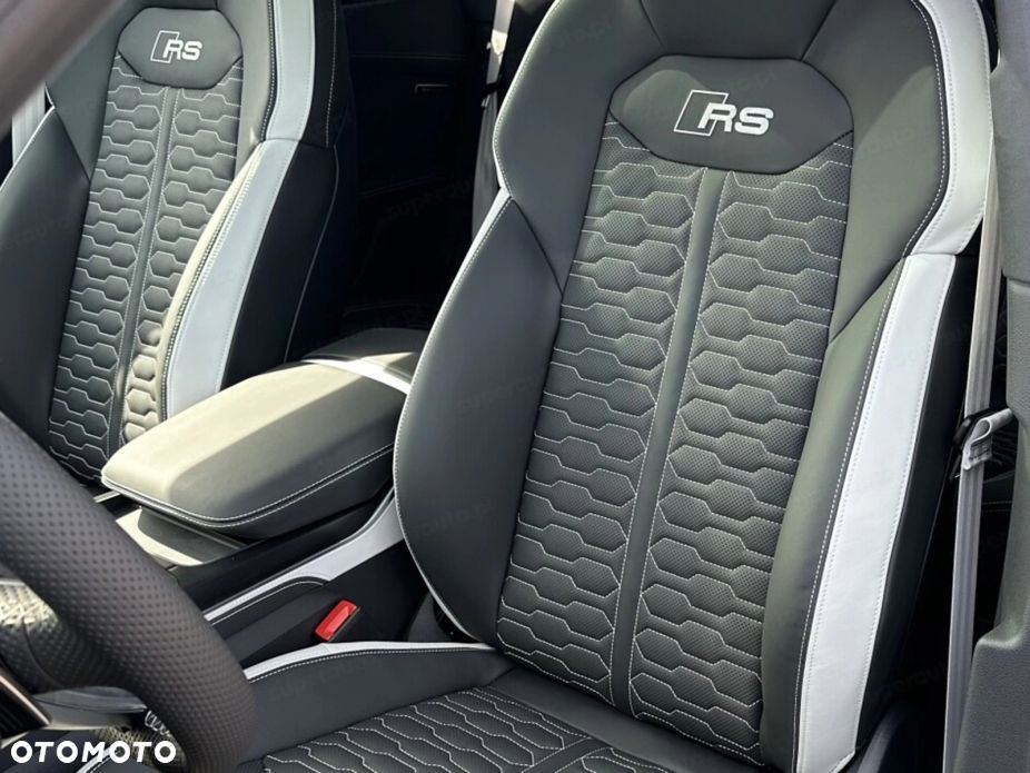 Audi RS Q8 - 6