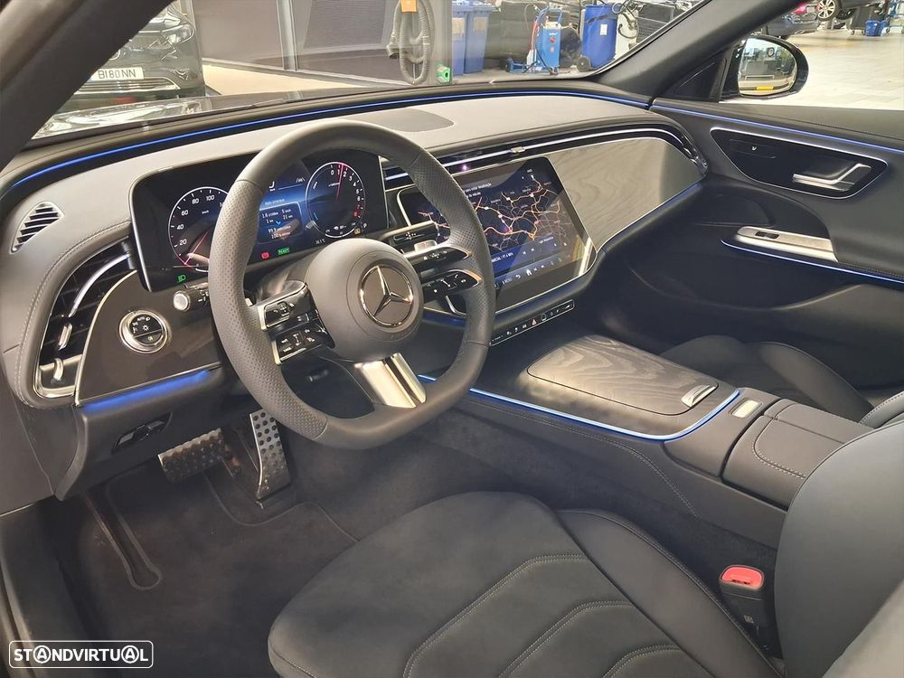 Mercedes-Benz E 300 Standard - 11