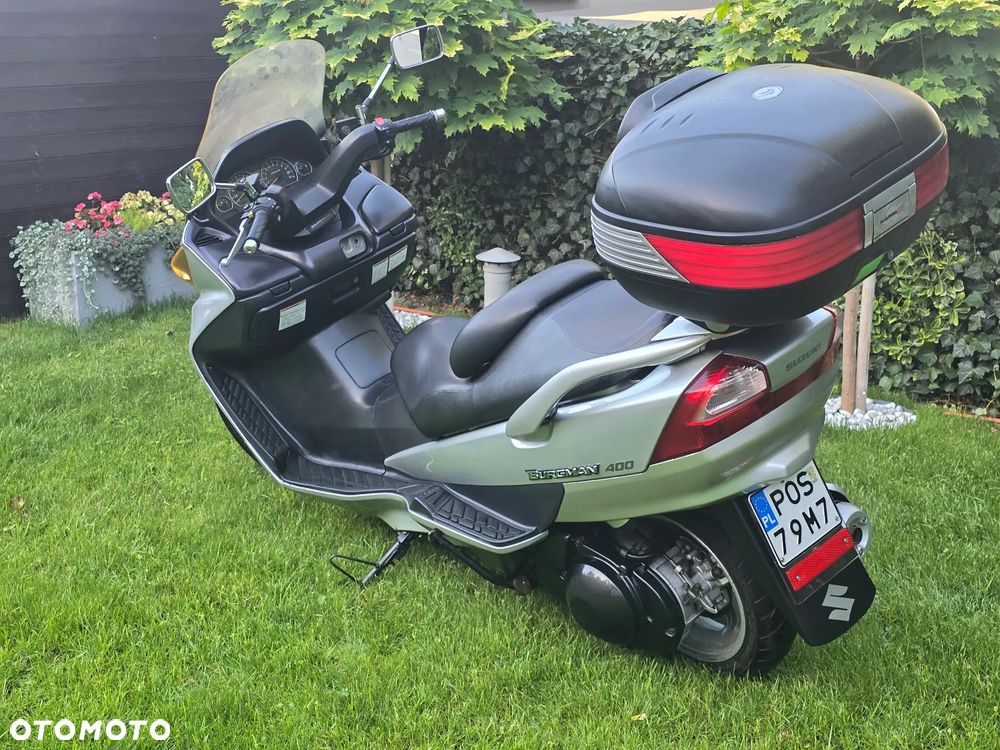 Suzuki Burgman - 6