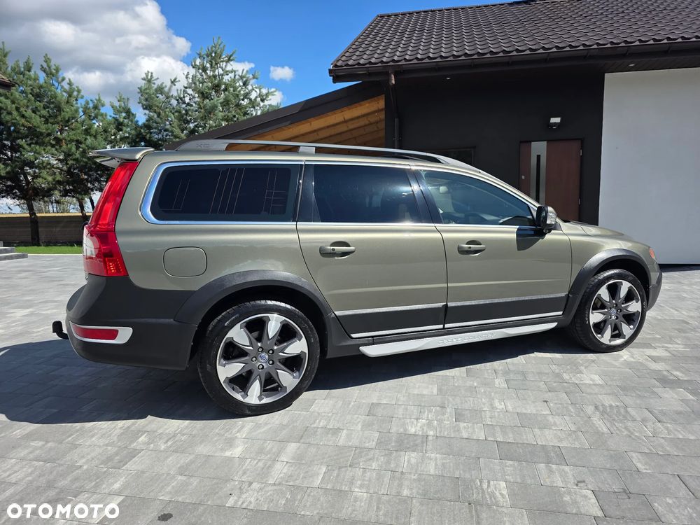 Volvo XC 70 D5 AWD Summum - 17