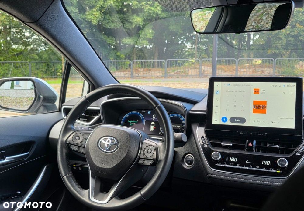 Toyota Corolla - 30