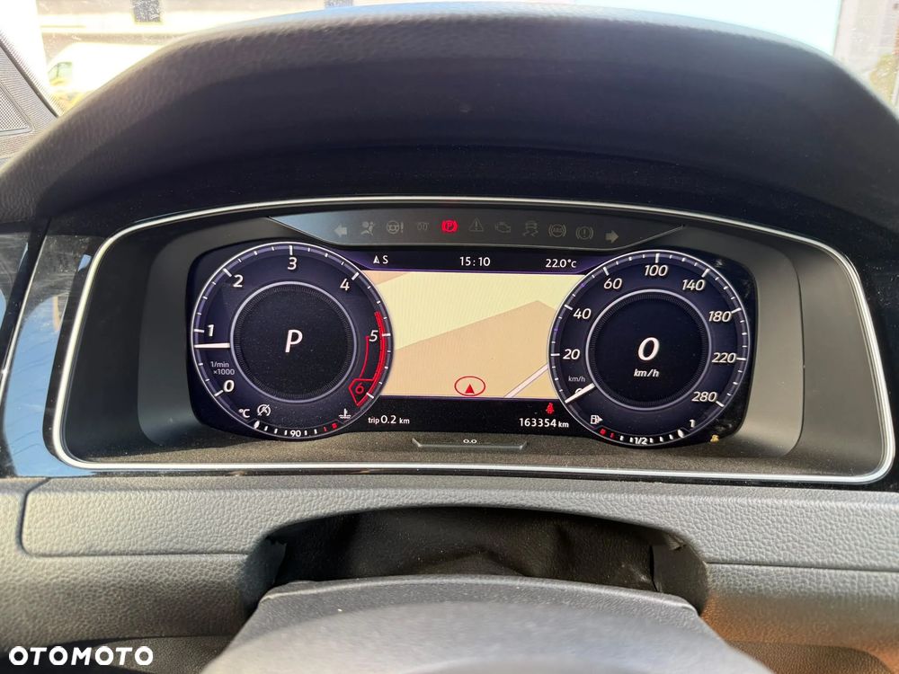 Volkswagen Golf - 11