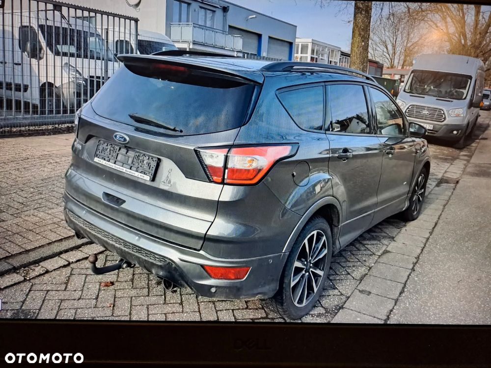 Ford Kuga 2.0 TDCi 4x4 ST-Line - 4