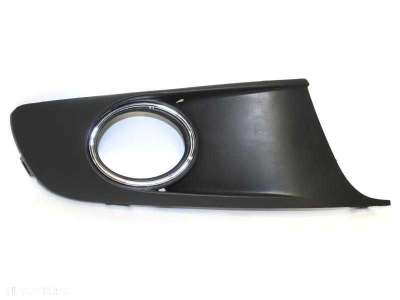 Bara fata noua completa cu grile VW Touran an 2010-2015 - 2