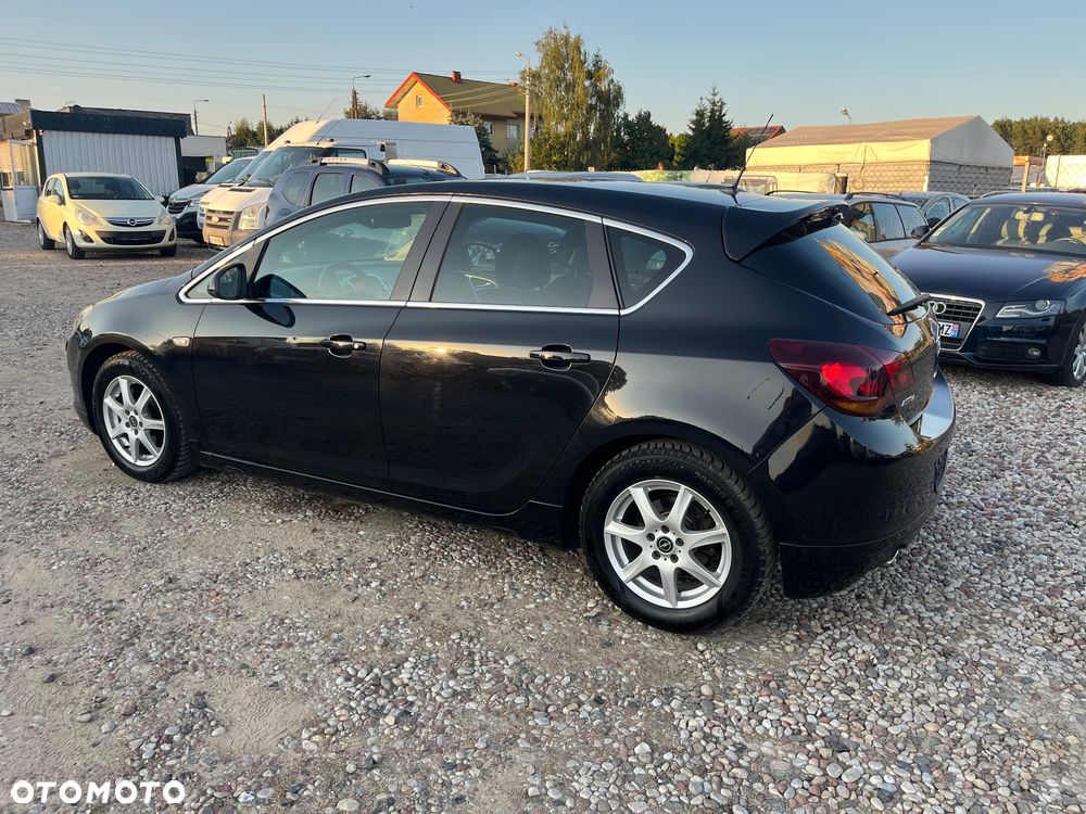 Opel Astra 1.4 Turbo Sport - 31
