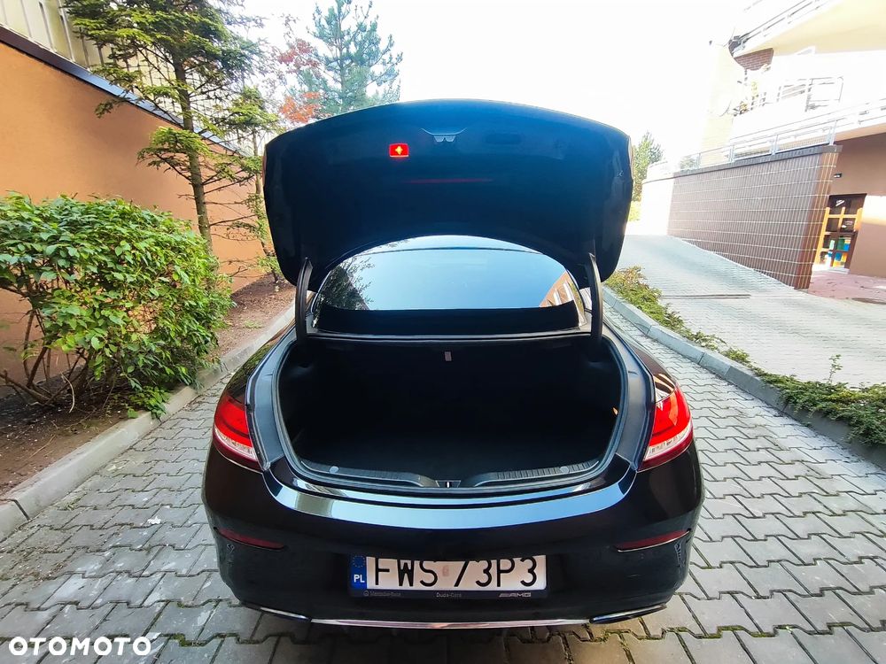 Mercedes-Benz Klasa C 180 AMG Line - 19