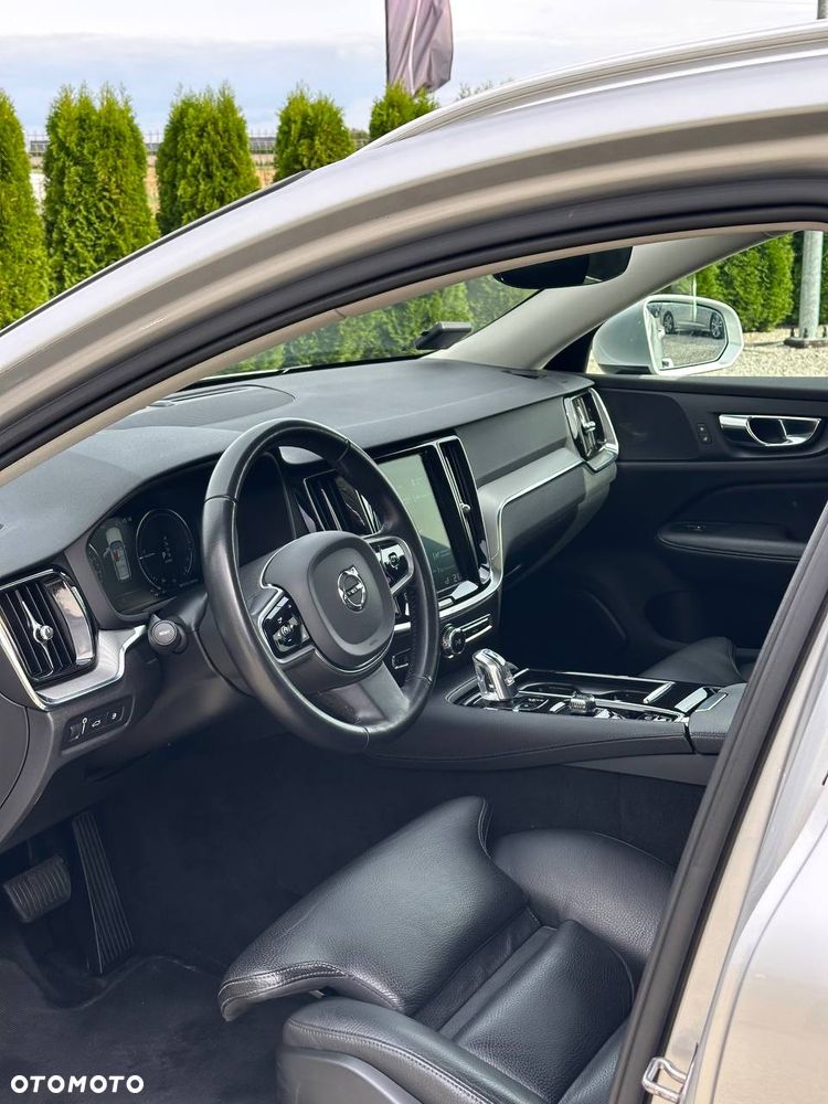 Volvo V60 T8 AWD Recharge Geartronic Inscription - 11