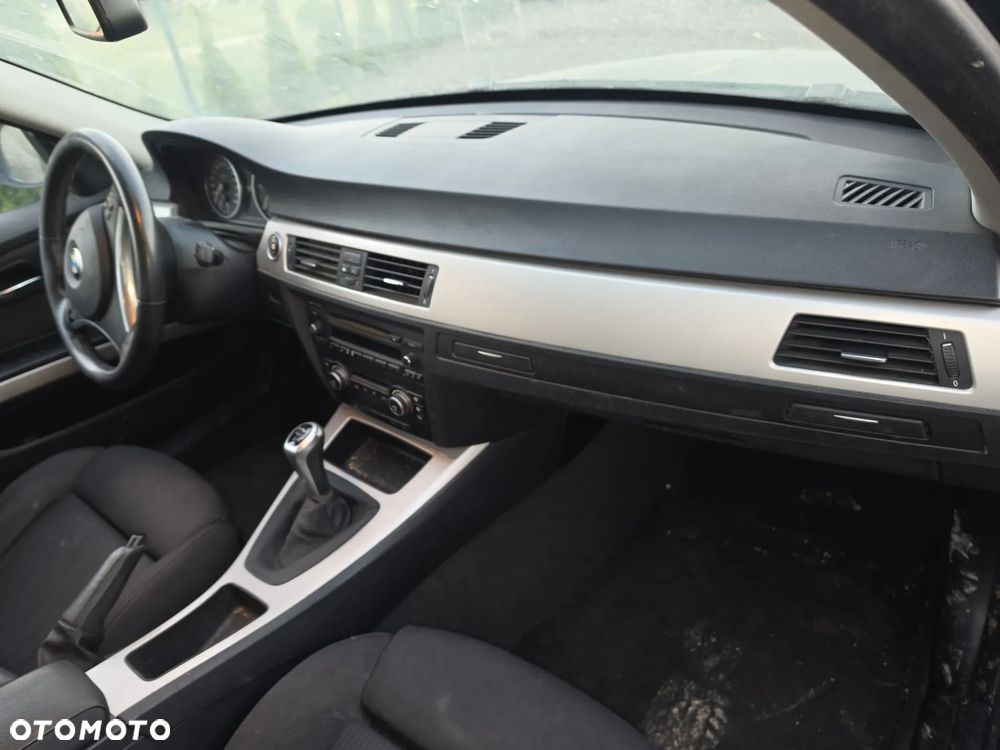Konsola  kokpit  BMW  E90  /91 oryginał - 1