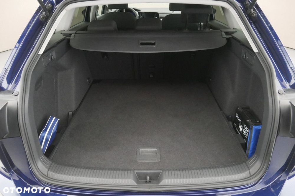 Volkswagen Golf Variant - 16