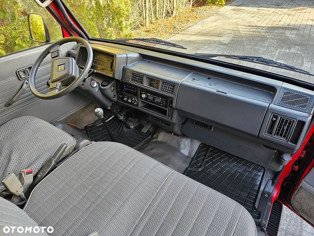 Mazda E2200 - 18