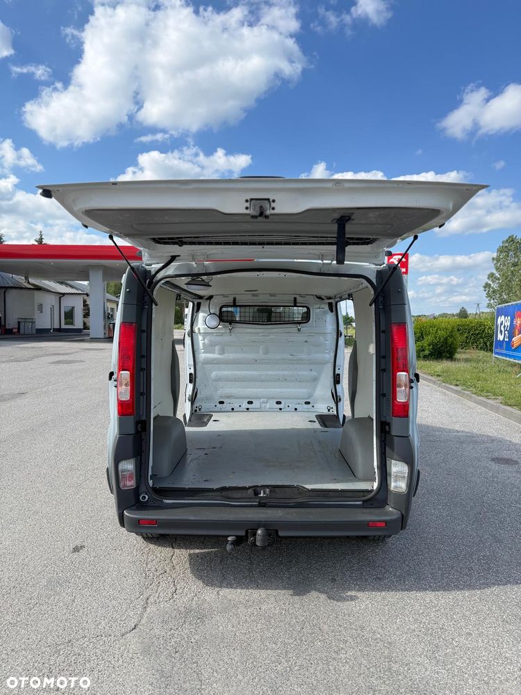 Renault Trafic - 18