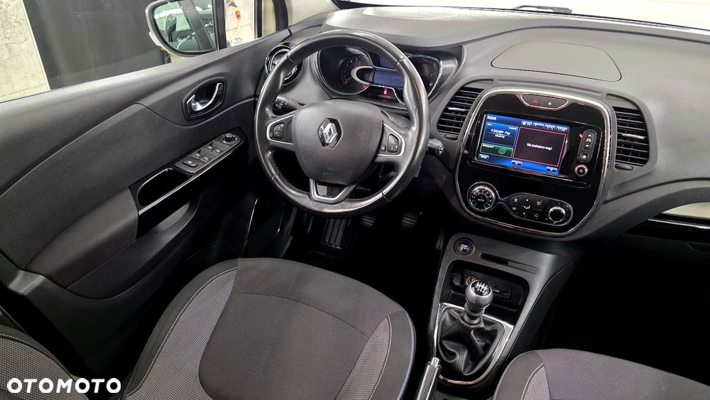 Renault Captur - 24