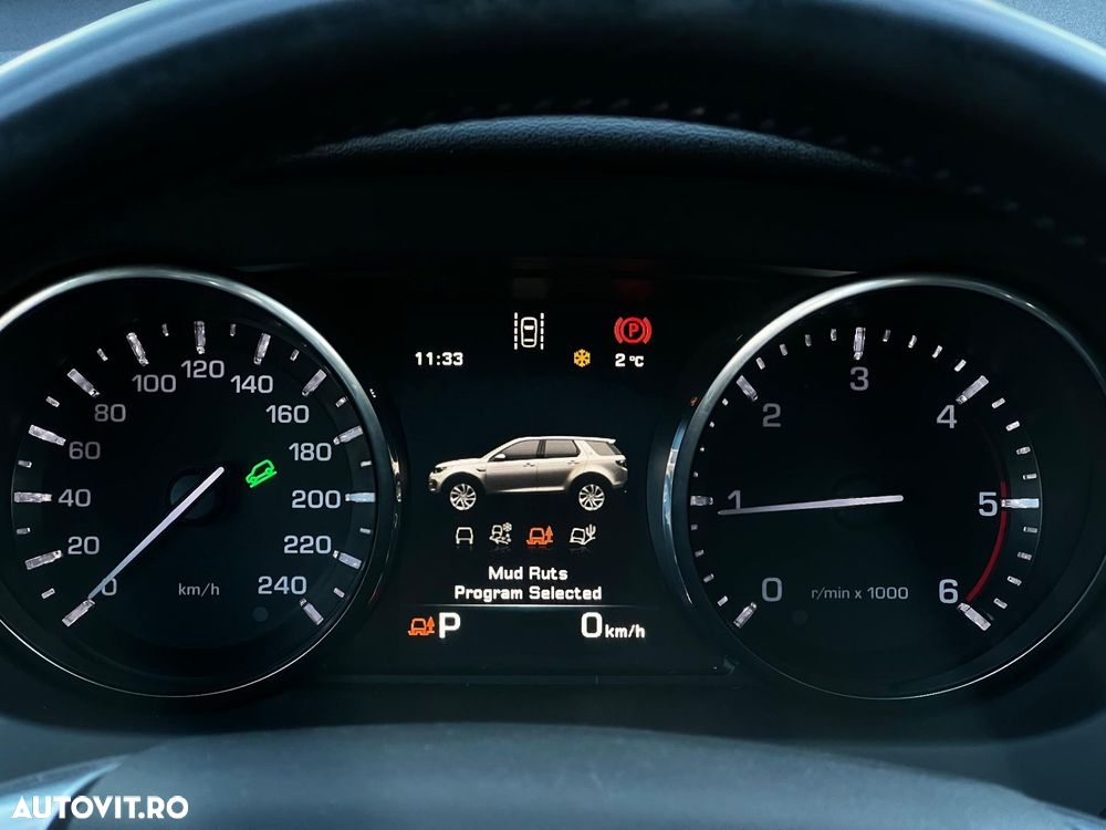 Land Rover Discovery Sport - 24