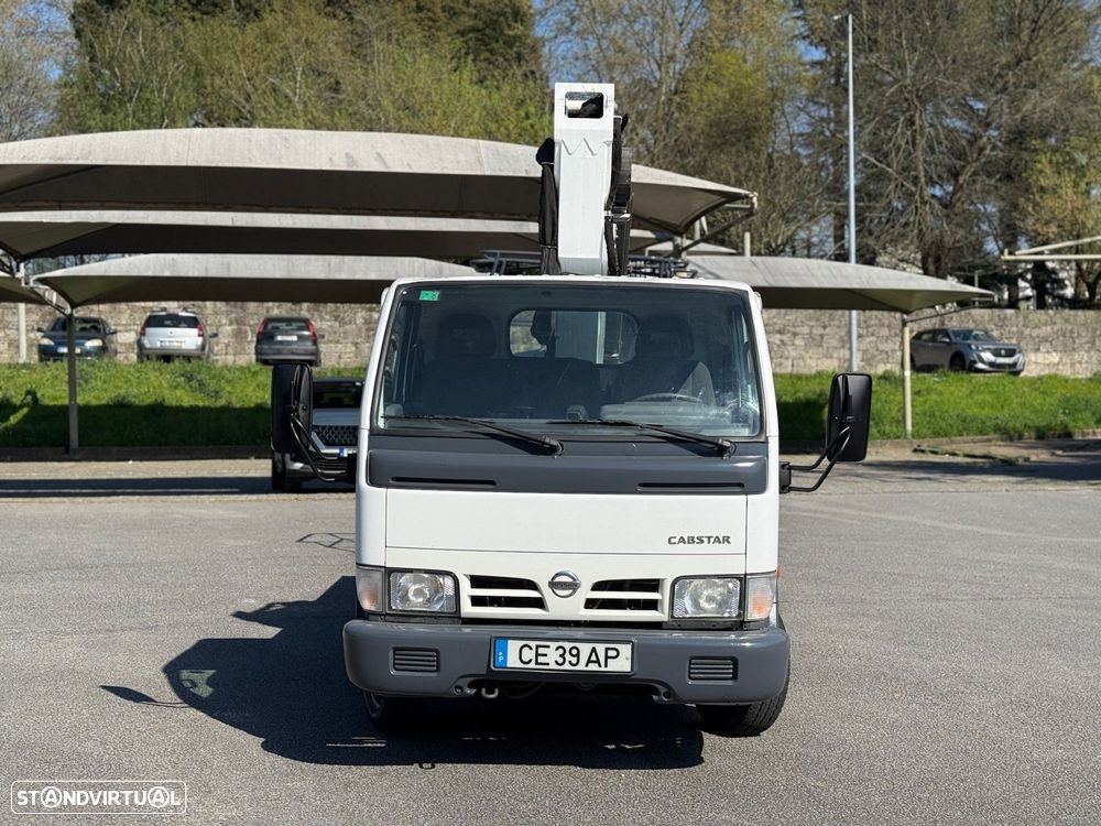 Nissan Cabstar 3.0 TD 35.13 L/1 - 2