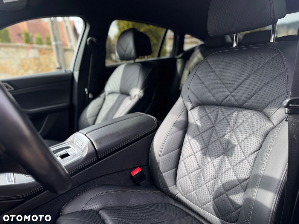 BMW X6 - 12