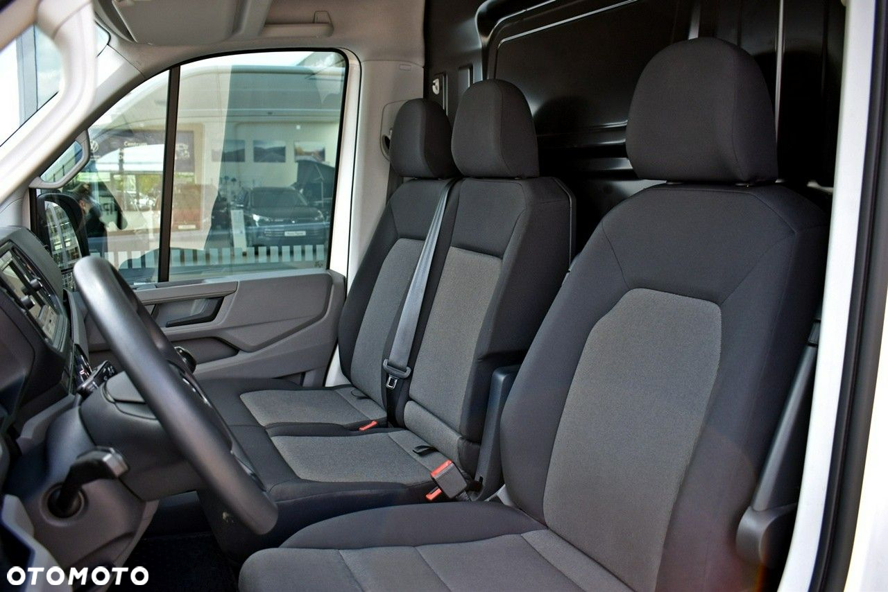 Volkswagen Crafter - 11