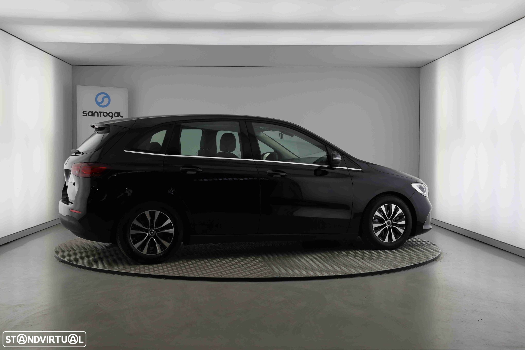 Mercedes-Benz B 180 d - 3