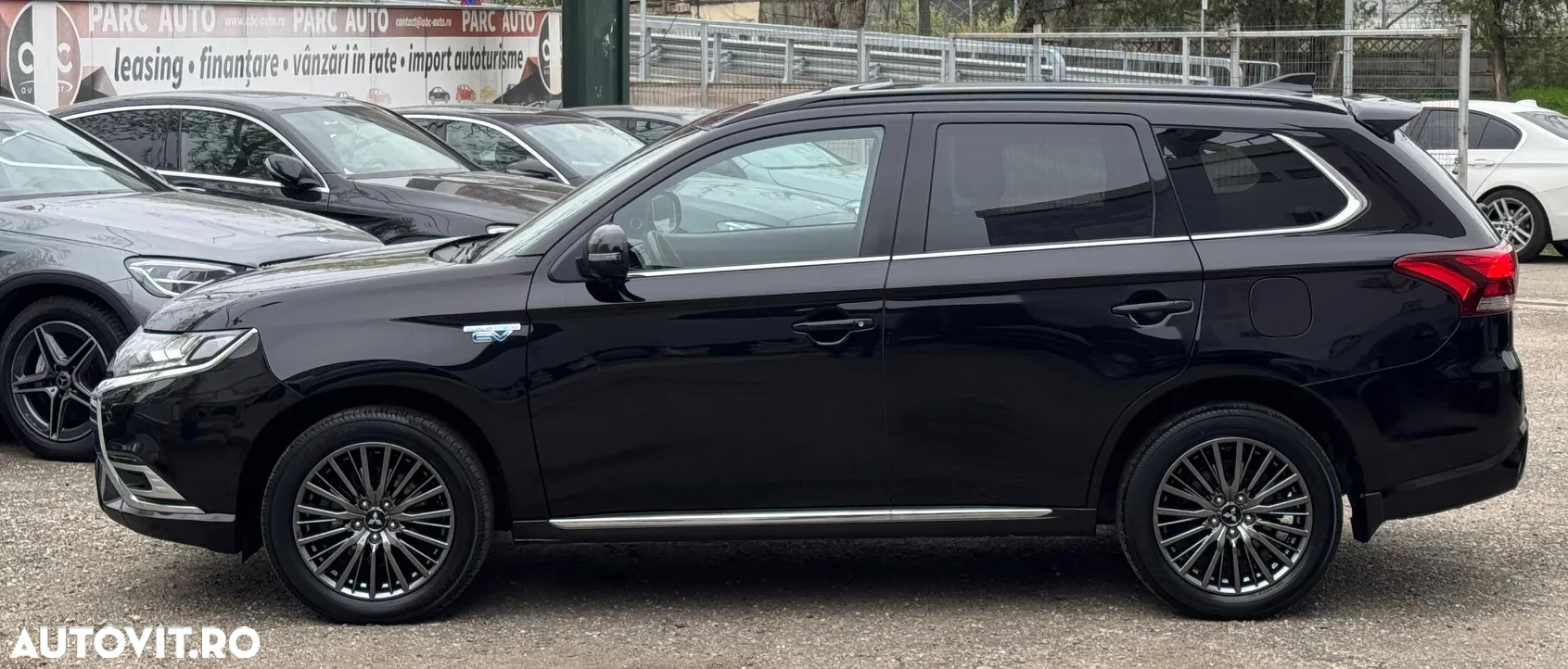 Mitsubishi Outlander 2.4 4WD Plug-In Hybrid Top - 7