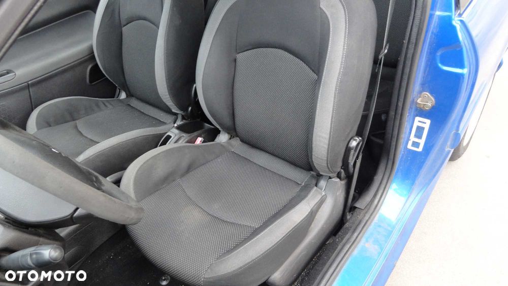 Peugeot 206 - 7