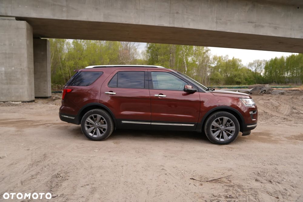 Ford Explorer - 5