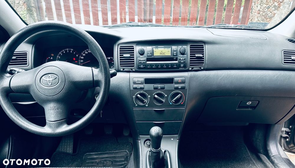 Toyota Corolla 1.4 VVT-i Base - 8