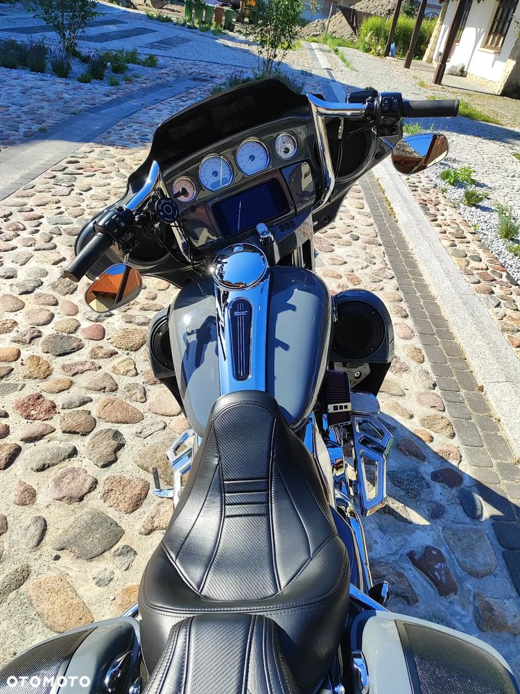 Harley-Davidson Touring Street Glide - 6