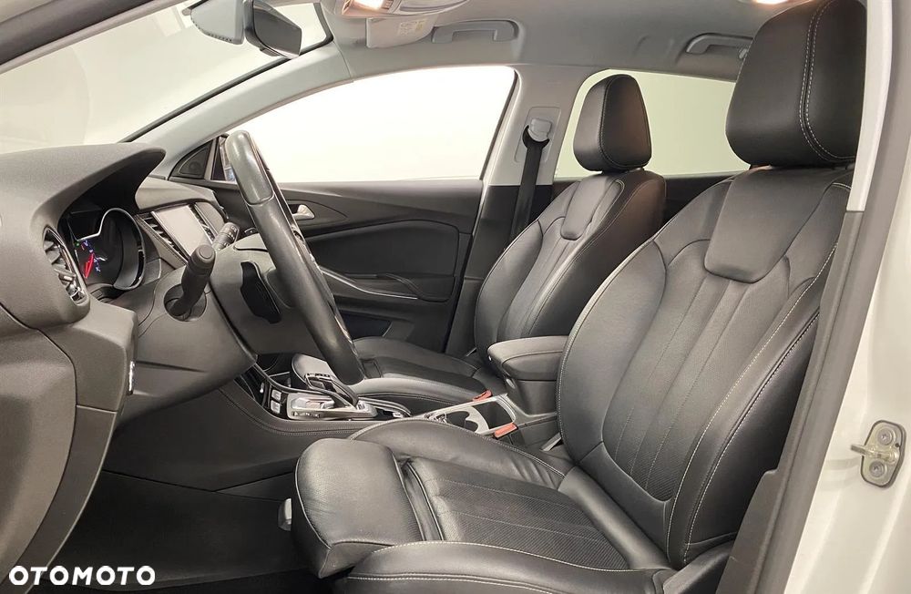 Opel Grandland X 1.6 T PHEV 4x4 Ultimate - 12