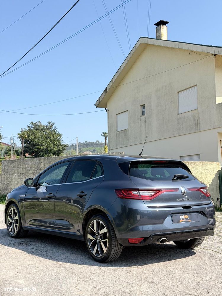 Renault Mégane ENERGY dCi 110 Start & Stop Bose Edition - 2