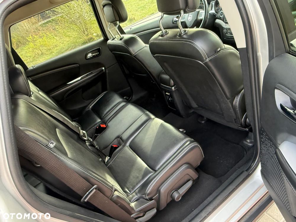 Fiat Freemont 2.0 Multijet 16V DPF Automatik Allrad Lounge - 26