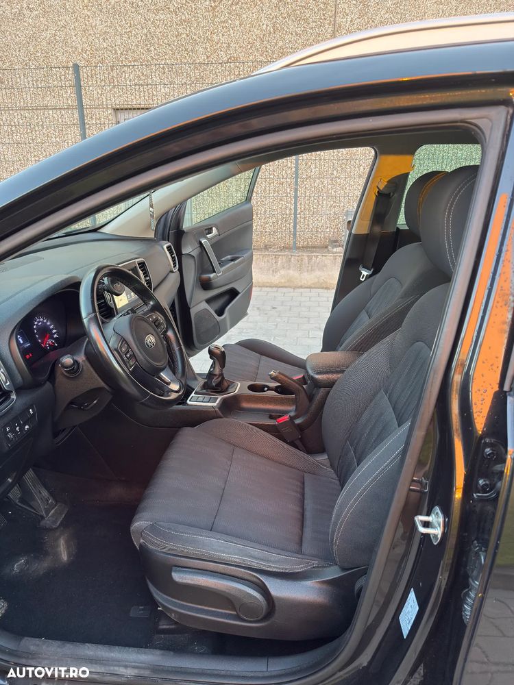Kia Sportage 2,0 CRDI 2WD Vision - 11